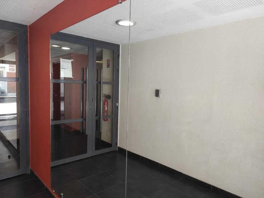 Fadil Valenciennes Exterior foto